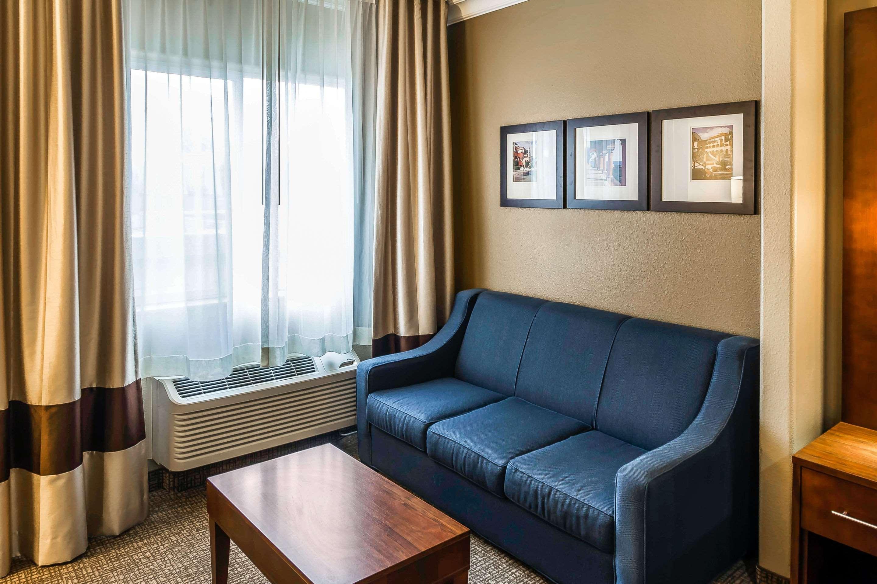 Comfort Suites San Jose Airport Bagian luar foto