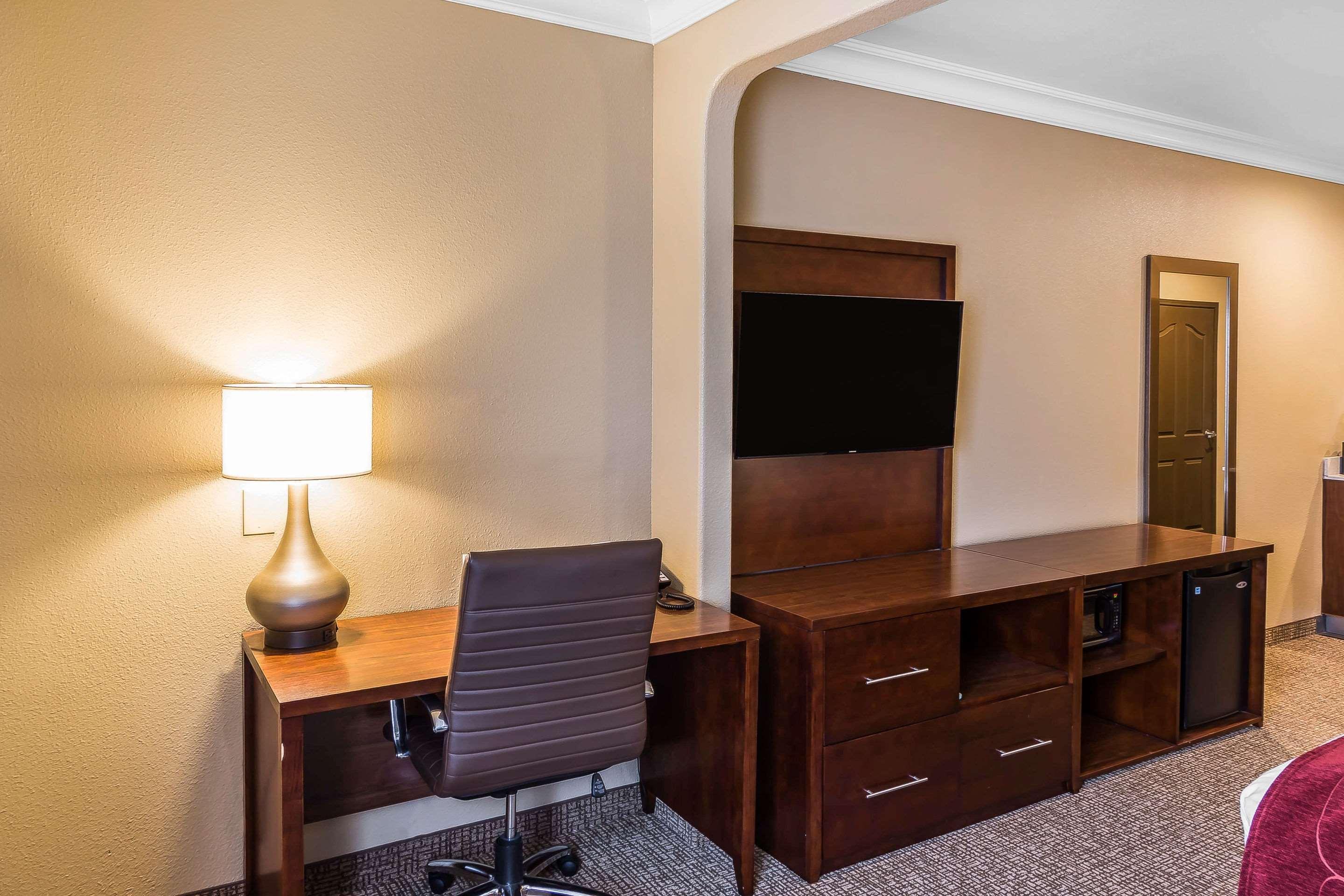 Comfort Suites San Jose Airport Bagian luar foto